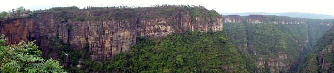 P4240150_2.JPG (701598 bytes)