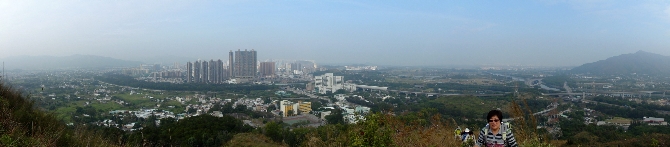 P1080019-1.JPG (491361 bytes)