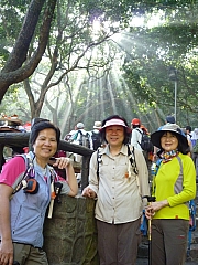 Thumbnail of pic_CW_Leung_018.JPG