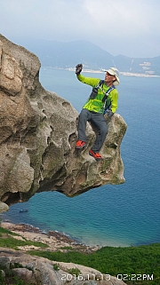 Thumbnail of pic_KC_Leung_350.jpg