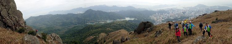 P2260099-1.JPG (954137 bytes)