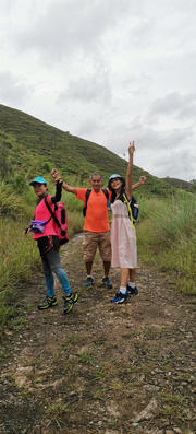 Thumbnail of pic_Win_Tung_008.jpg