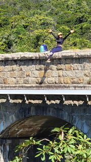 Thumbnail of pic_Joan_Chu_011.jpg