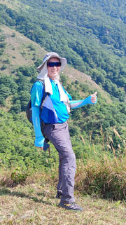 Thumbnail of pic_Lee_Woo_003.jpg