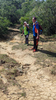 Thumbnail of pic_Lee_Woo_011.jpg
