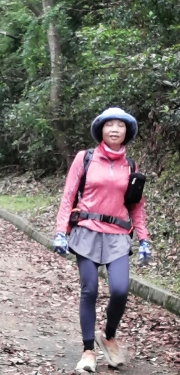 Thumbnail of pic_Lee_Woo_007.jpg