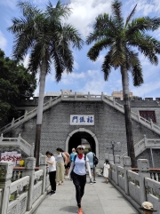 Thumbnail of pic_Kwok_Lam_068.jpg