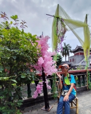 Thumbnail of pic_Kwok_Lam_120.jpg