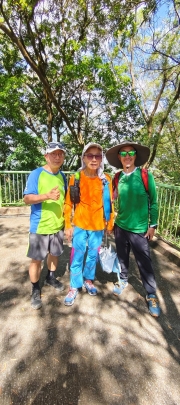 Thumbnail of pic_Derek_Wong_025.jpg