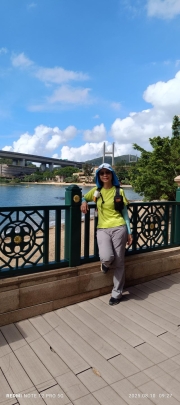 Thumbnail of pic_Mingle_Tam_001.jpg