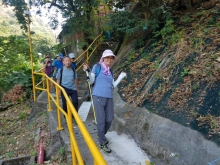 Thumbnail of PB090003.jpg