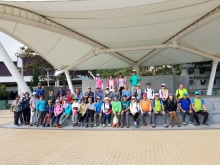 PB230015.jpg (364770 bytes)