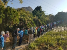 PC280005.jpg (494120 bytes)