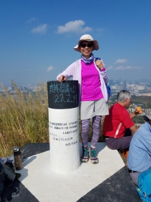 PC280024.jpg (273493 bytes)