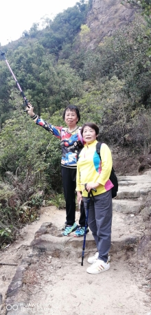 Thumbnail of pic_Lee_Woo_007.jpg