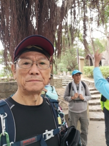 Thumbnail of pic_Lee_Woo_016.jpg