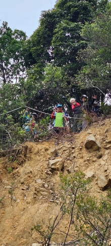 Thumbnail of pic_Si9_022.jpg