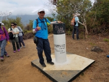 P2150009.jpg (487004 bytes)