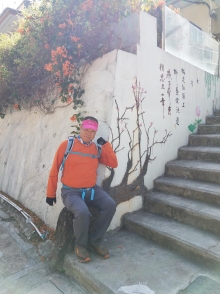 P2150040.jpg (316058 bytes)