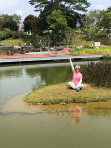 P3220048.JPG (433478 bytes)