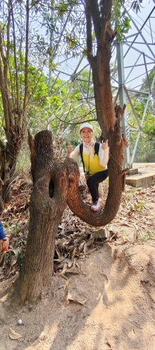 Thumbnail of pic_Derek_Wong_012.jpg