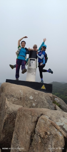 Thumbnail of pic_Mingle_Tam_005.jpg