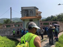 Thumbnail of P4190011.JPG