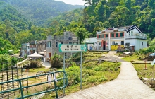 Thumbnail of pic_Lee_Shing_025.JPG