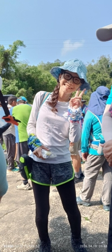 Thumbnail of pic_Mingle_Tam_005.jpg