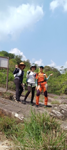 Thumbnail of pic_Mingle_Tam_015.jpg