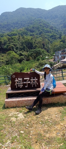 Thumbnail of pic_Mingle_Tam_041.jpg