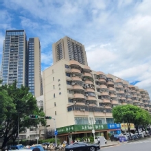 Thumbnail of pic_Derek_Wong_090.jpg