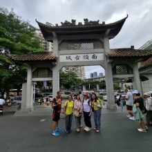 Thumbnail of pic_Joan_Chu_016.jpg