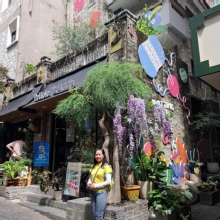 Thumbnail of pic_Joan_Chu_045.jpg