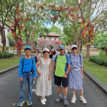 Thumbnail of pic_Joan_Chu_056.jpg
